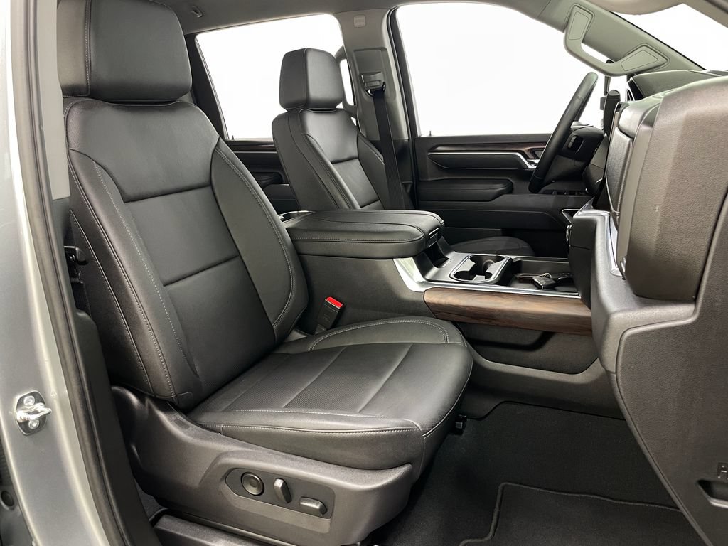 Used 2026 GMC Sierra 2500 SLT w/ SLT Premium Package AWD/4WD image 41