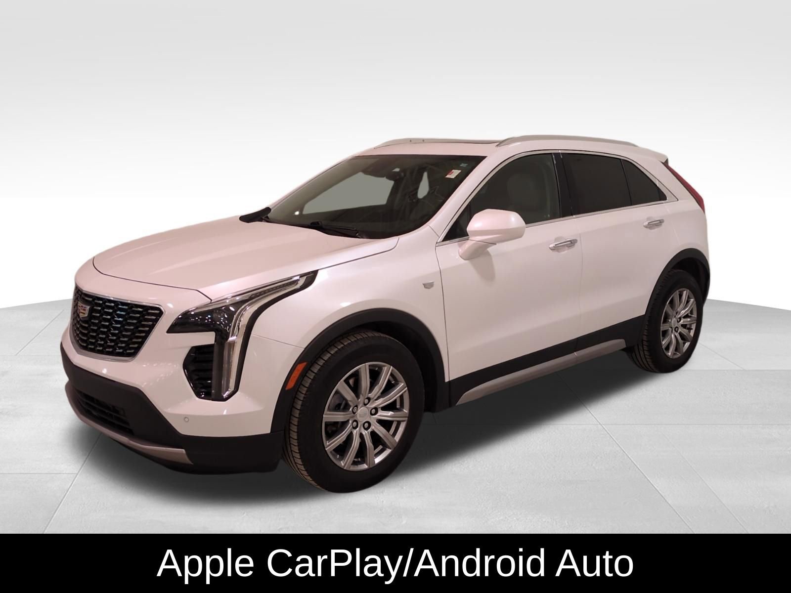 Used 2020 Cadillac XT4 Premium Luxury w/ Cold Weather Package image 9
