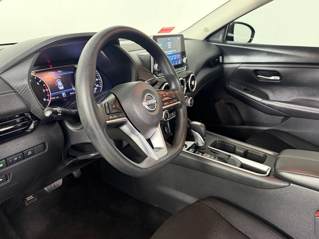 Used 2024 Nissan Sentra SV FWD image 17