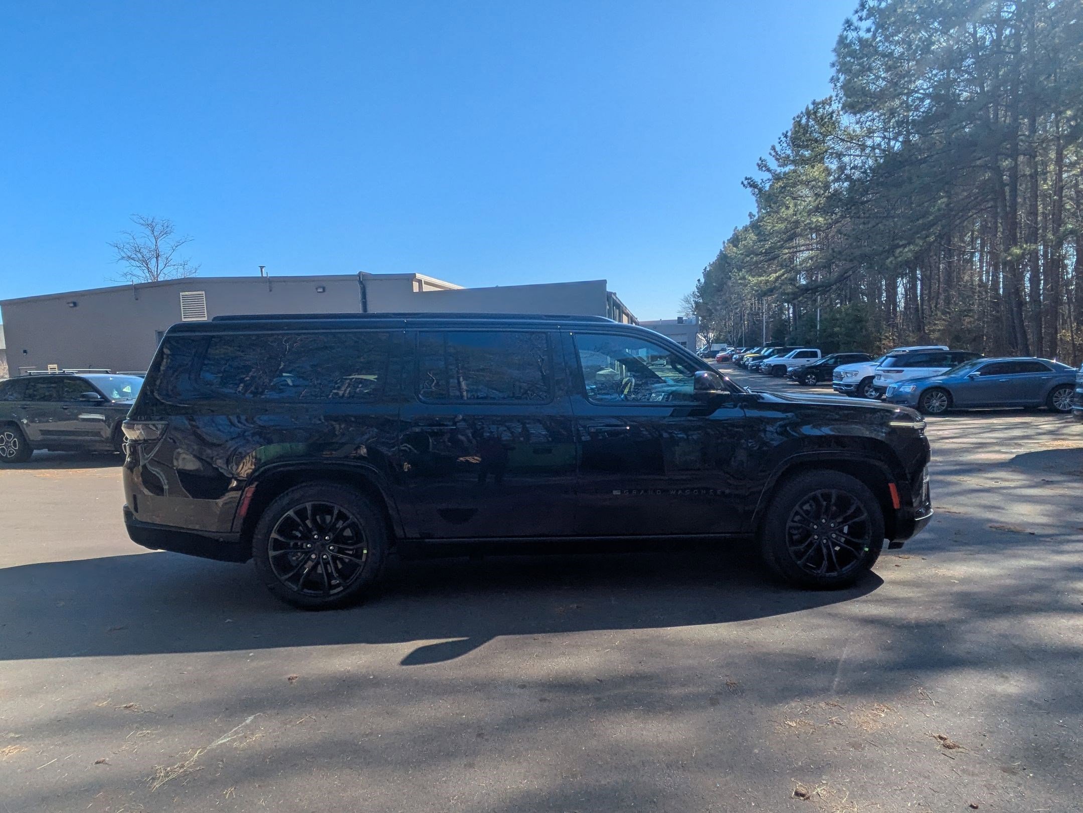 New 2026 Jeep Grand Wagoneer L Summit w/ Rear Seat Video Group I image 4