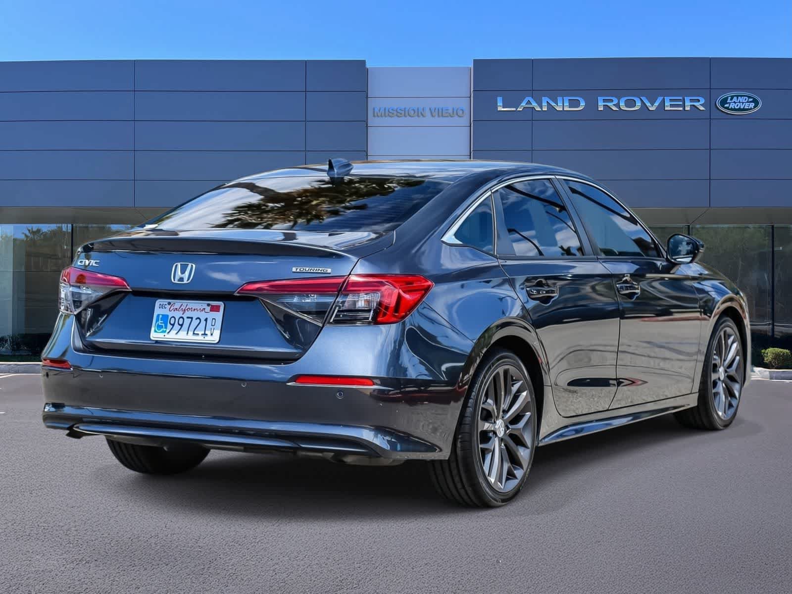 Used 2022 Honda Civic Touring image 4