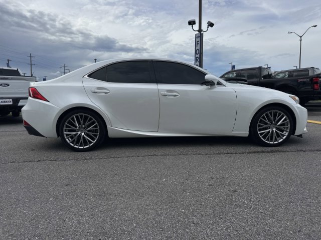 Used 2014 Lexus IS 250 w/ Premium Package RWD image 4