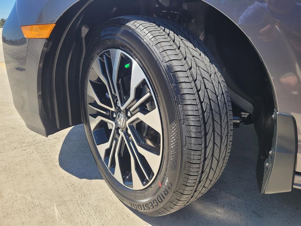 New 2026 Honda Odyssey Elite image 9