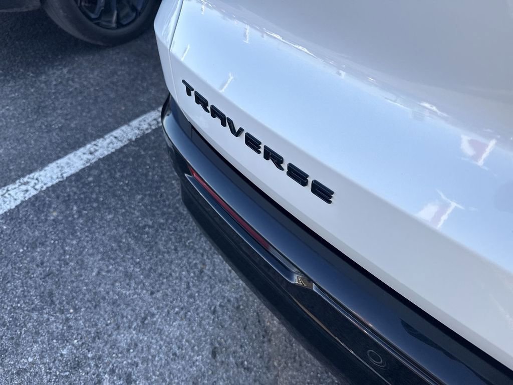 Certified 2025 Chevrolet Traverse RS w/ LPO, Floor Liner Package image 39