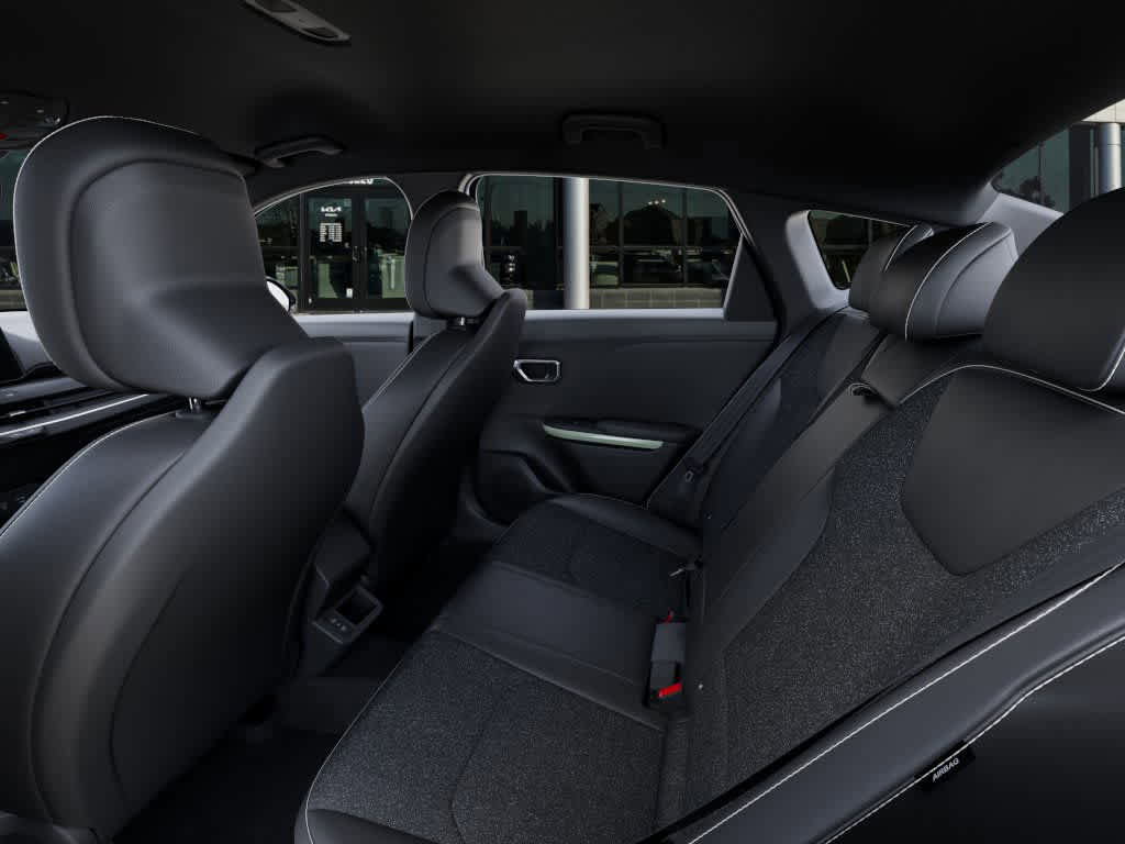 New 2025 Kia K4 GT-Line image 18