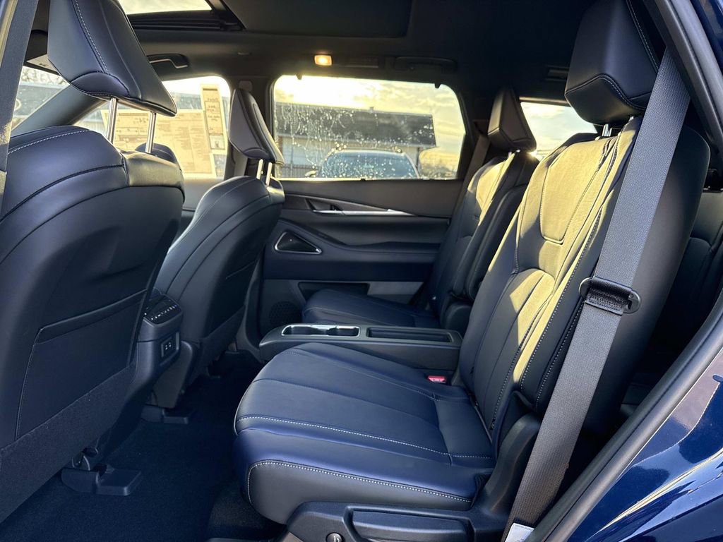 New 2026 INFINITI QX60 Sport w/ Dark Cargo Package image 18