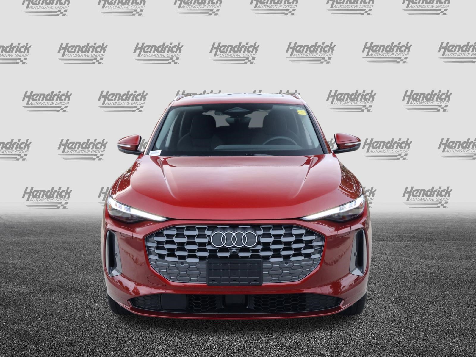 Used 2025 Audi Q5 Premium Plus AWD/4WD image 3