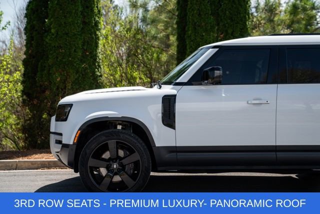 Used 2024 Land Rover Defender 130 S image 10