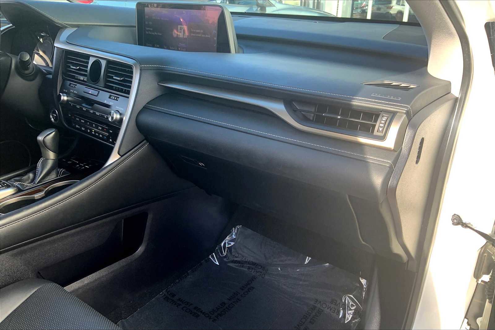 Used 2017 Lexus RX 450h AWD image 18