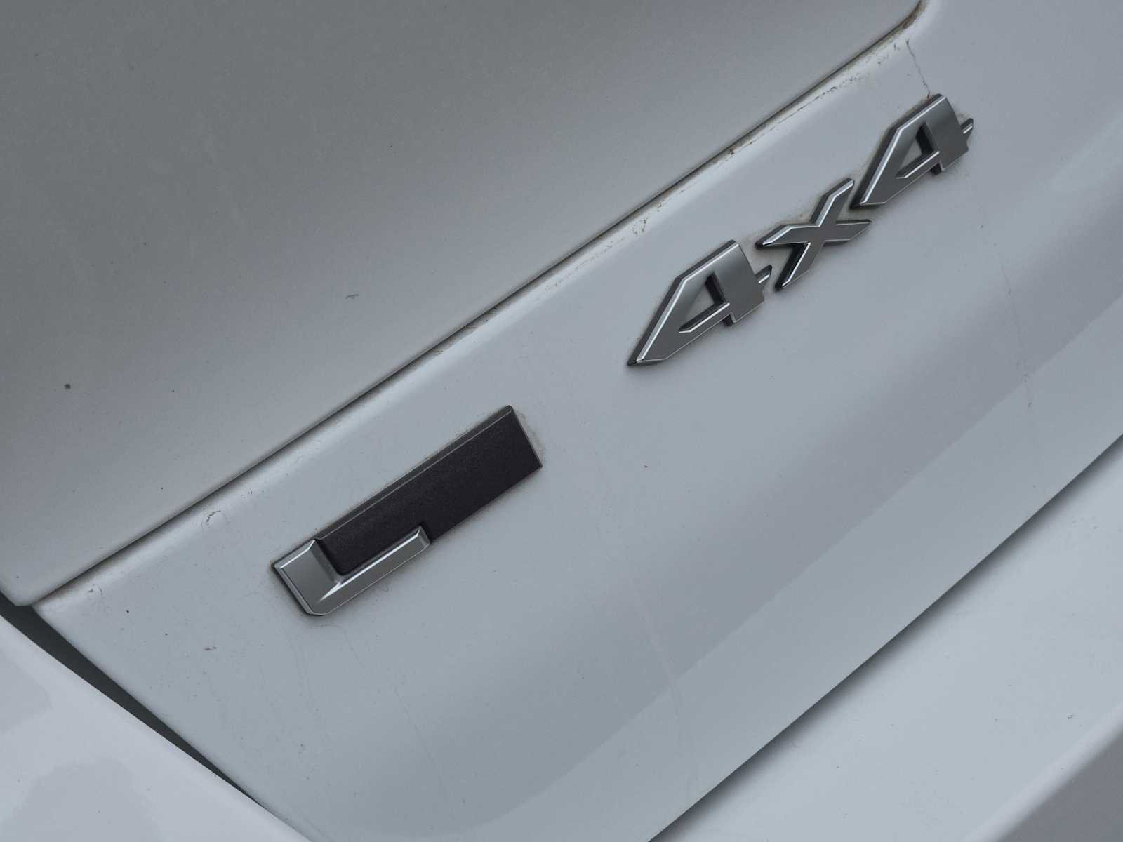 Used 2023 Jeep Grand Cherokee L Summit w/ Luxury Tech Group V image 12