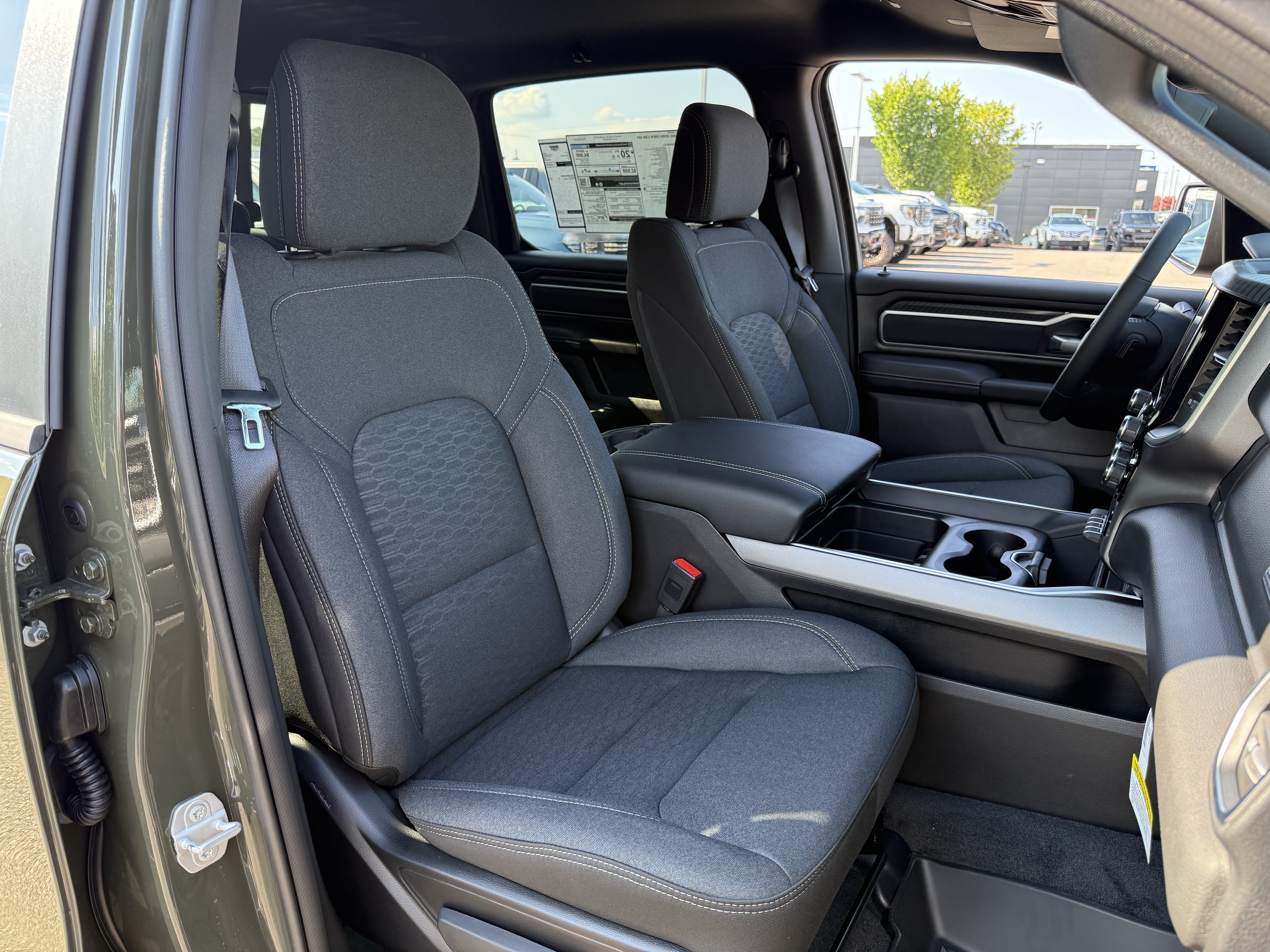 New 2026 RAM 1500 Big Horn w/ Night Edition AWD/4WD image 32