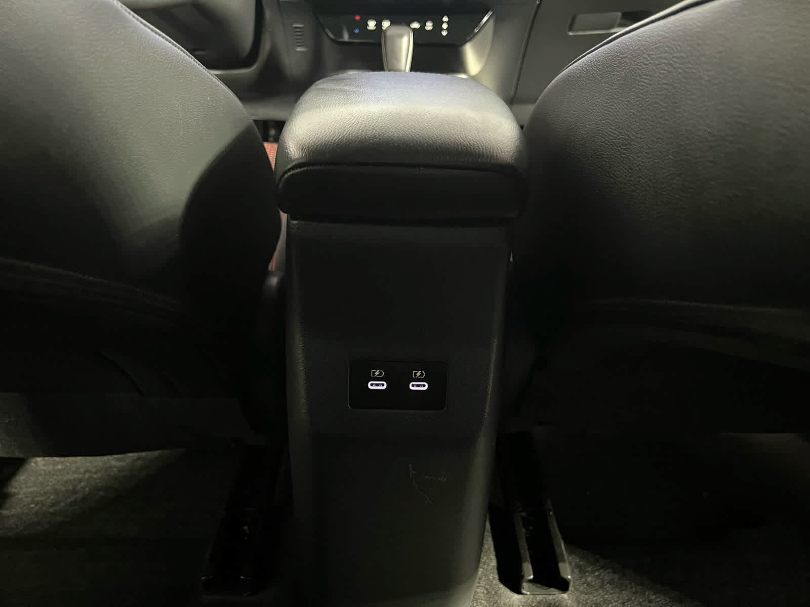 Used 2025 Nissan Kicks SR FWD image 11