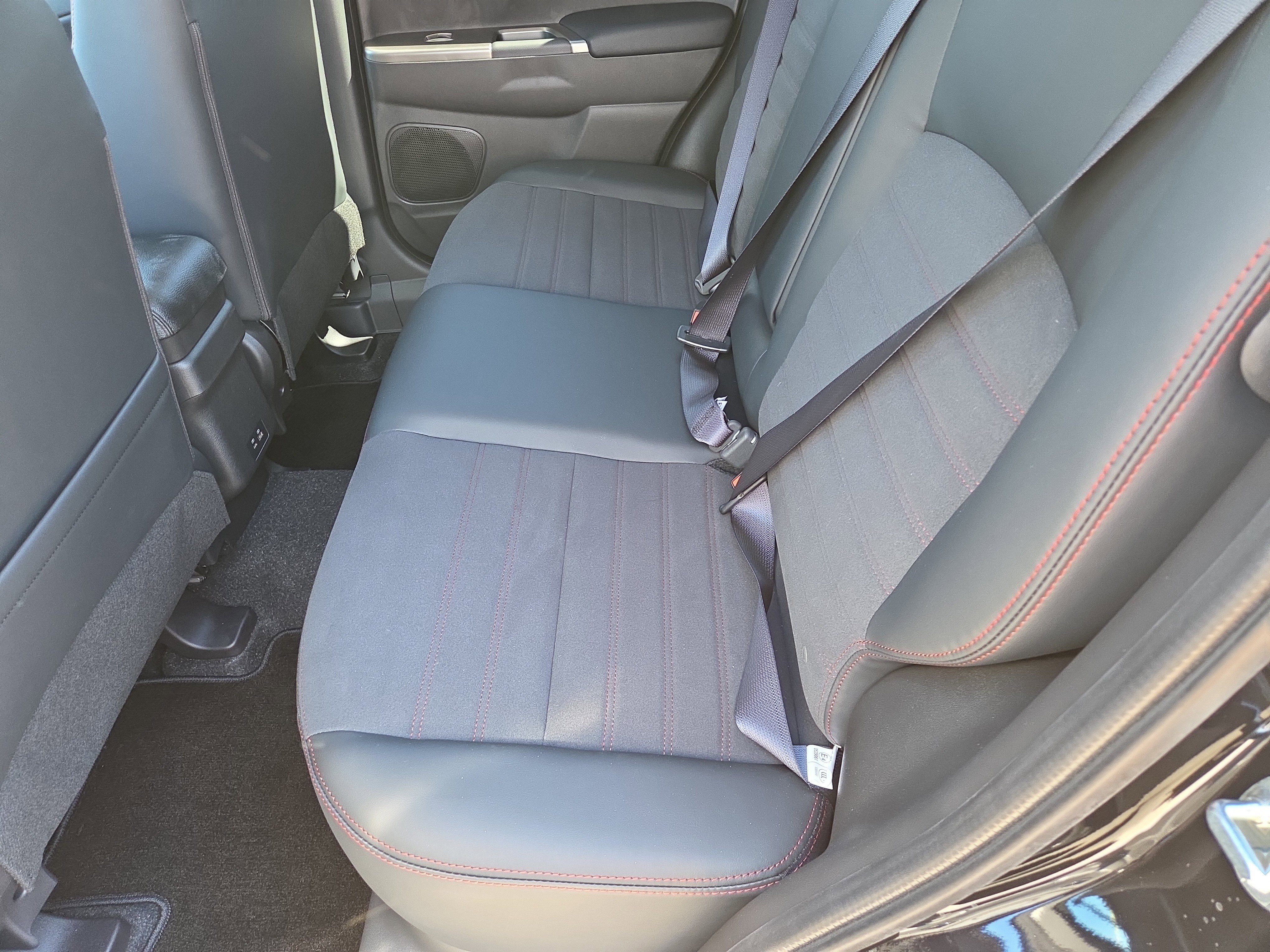 New 2025 Mitsubishi Outlander Sport SE image 5