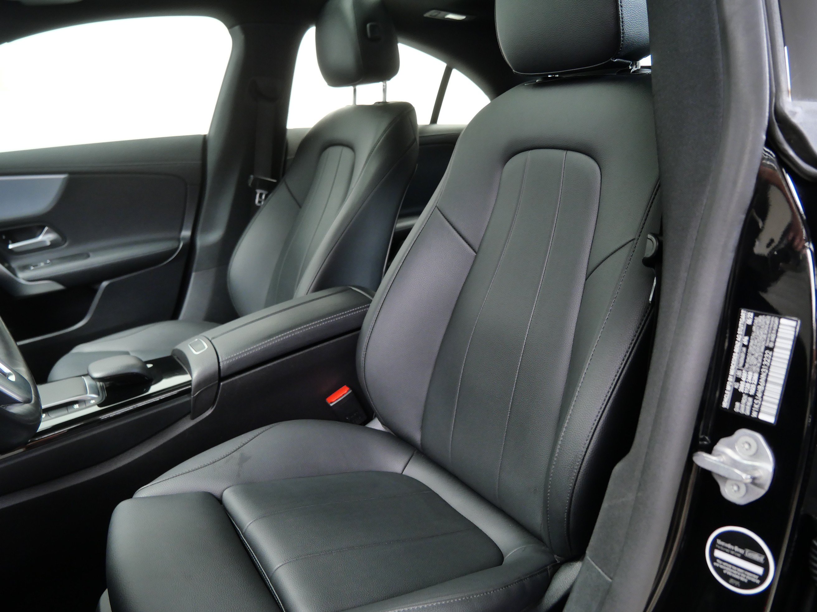 Certified 2022 Mercedes-Benz CLA 250 4MATIC w/ Premium Package Lite image 14