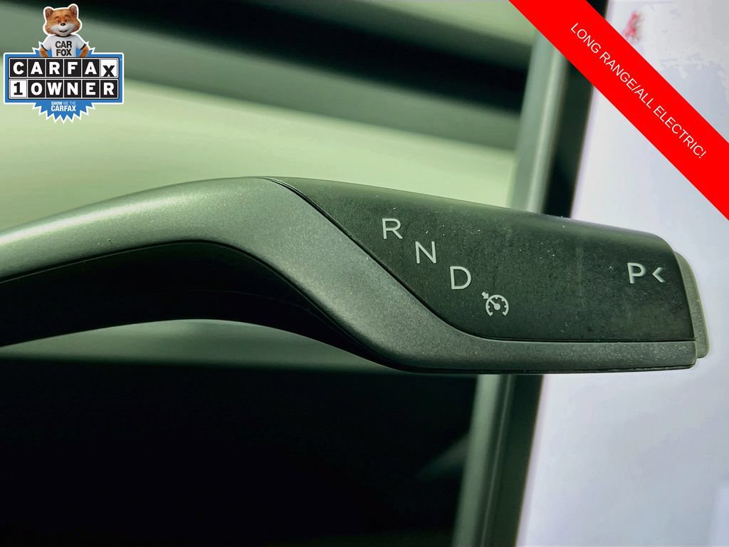 Used 2024 Tesla Model Y Long Range AWD/4WD image 19