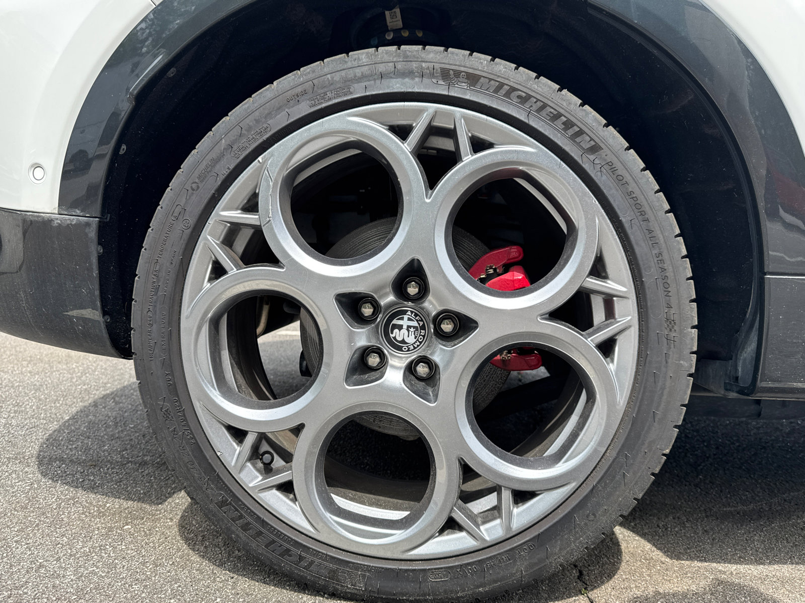 Used 2024 Alfa Romeo Tonale Veloce image 21