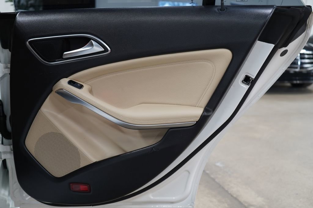 Used 2019 Mercedes-Benz CLA 250 image 18