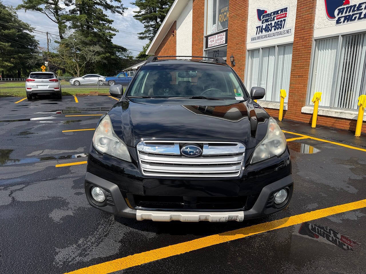 Used 2013 Subaru Outback 3.6R Limited AWD/4WD image 1