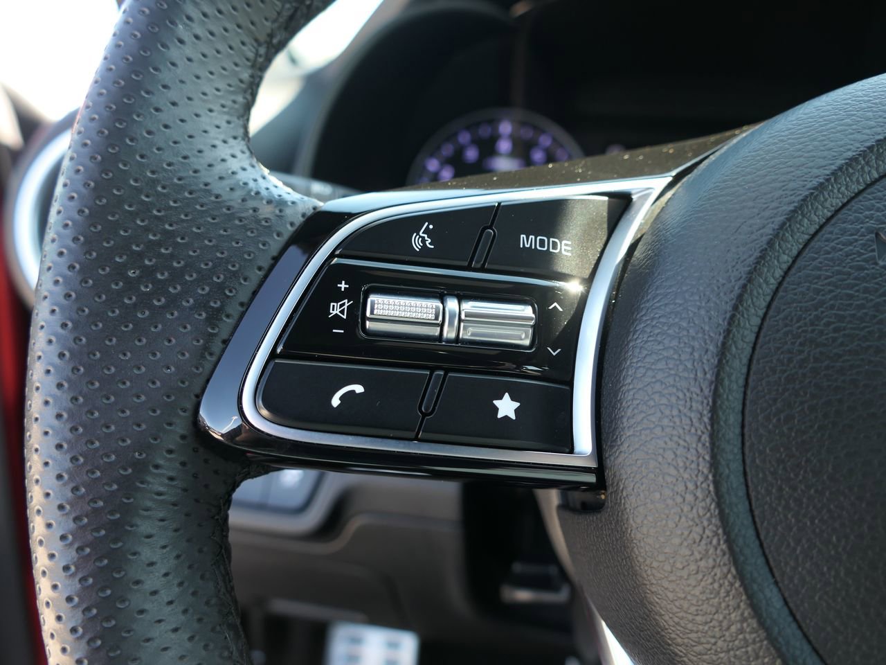 Used 2023 Kia Forte GT-Line w/ GT-Line Premium Package image 16