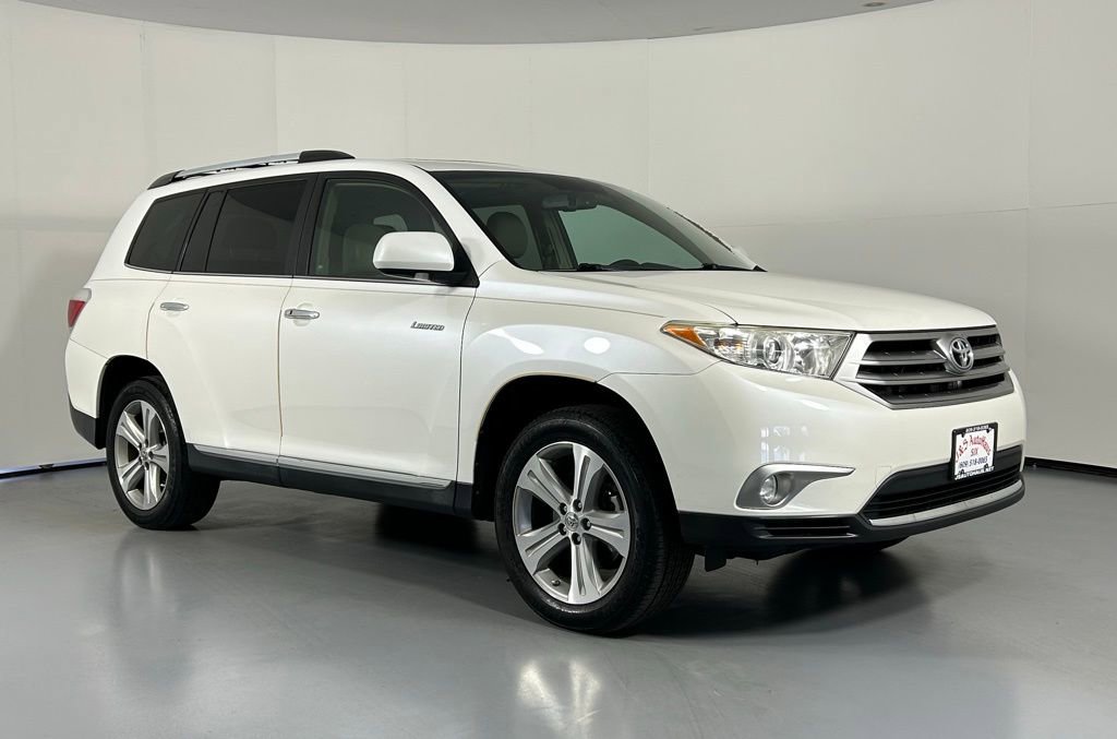 Used 2013 Toyota Highlander Limited