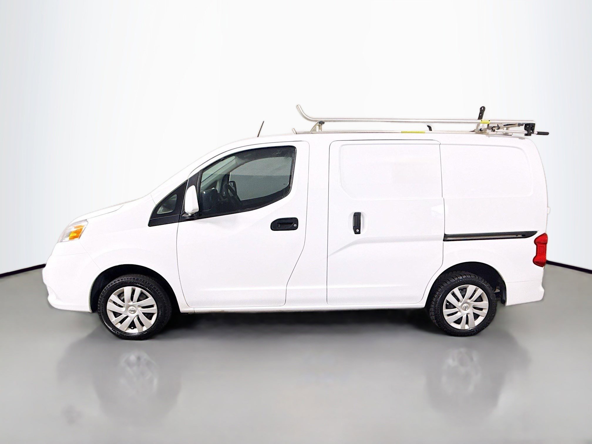 Used 2021 Nissan NV200 SV image 6