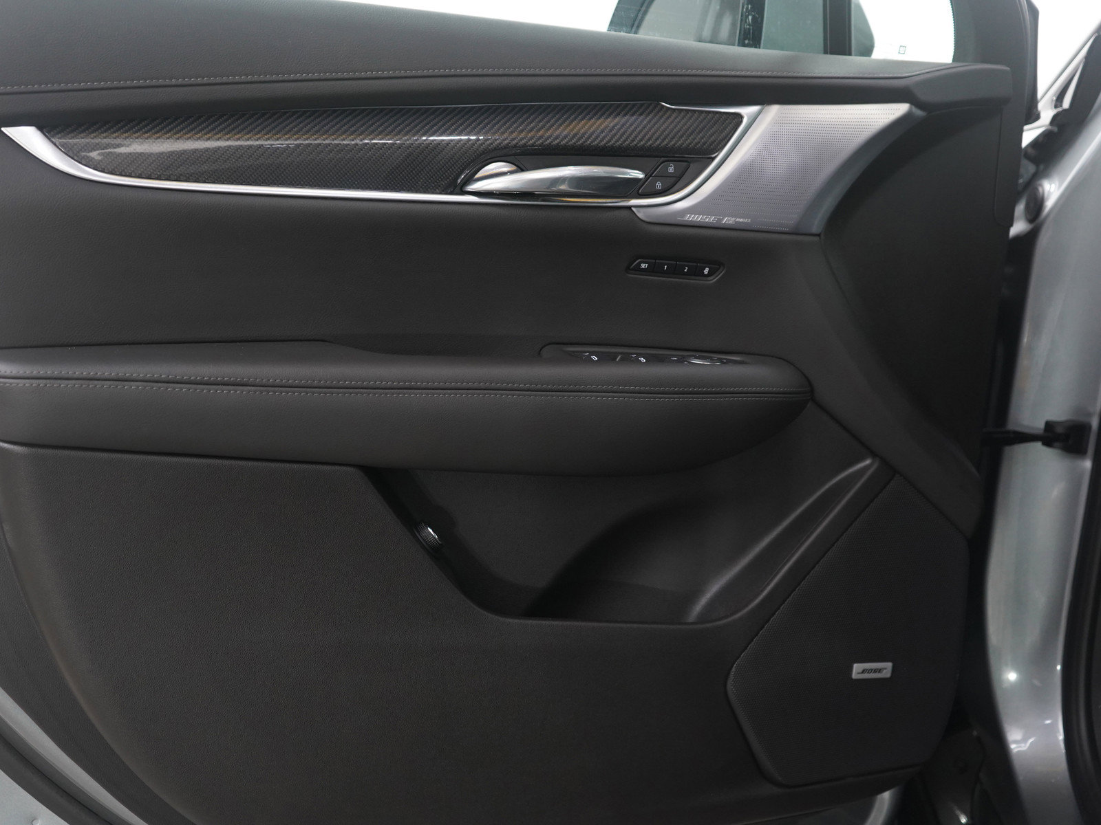 Used 2024 Cadillac XT6 Sport w/ Technology Package image 22