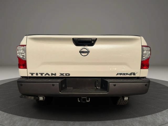 Used 2017 Nissan Titan PRO-4X w/ Pro-4x Convenience Package AWD/4WD image 6