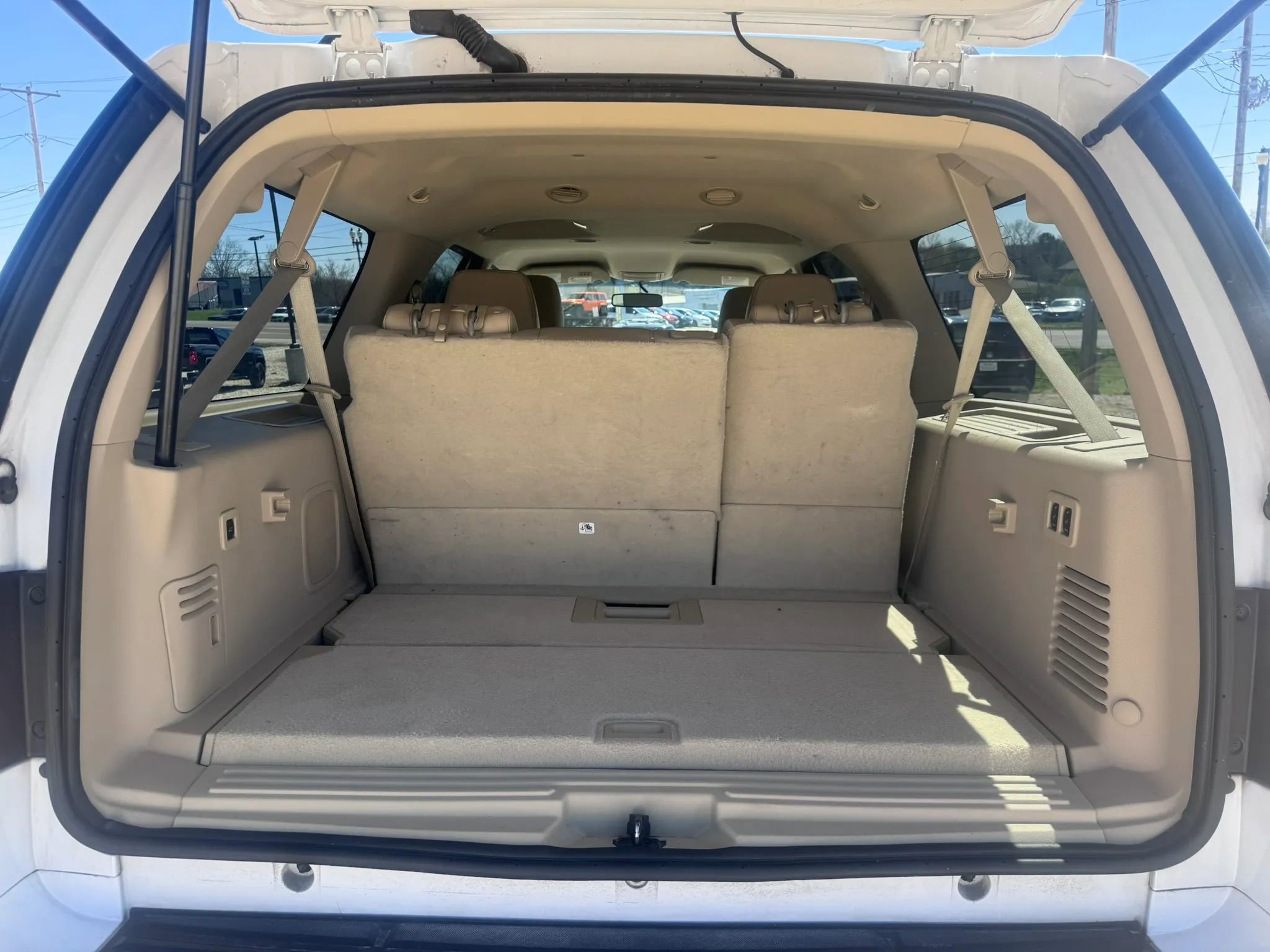 Used 2015 Ford Expedition EL XLT w/ Equipment Group 202A image 31