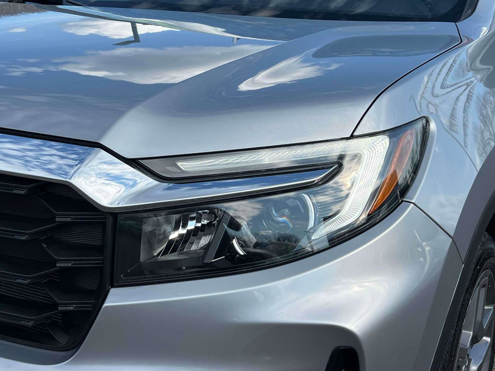 Used 2023 Honda Passport EX-L image 7