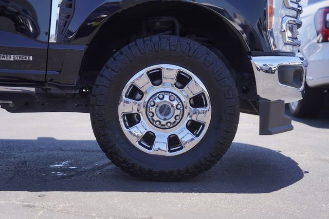 Used 2023 Ford F350 Lariat w/ Chrome Package AWD/4WD image 4