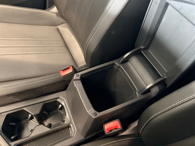 Used 2024 Volkswagen Tiguan SE image 28