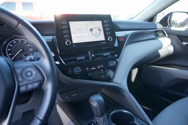 Used 2022 Toyota Camry SE image 25