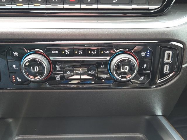 Used 2024 Chevrolet Silverado 3500 High Country w/ High Country Premium Package AWD/4WD image 34
