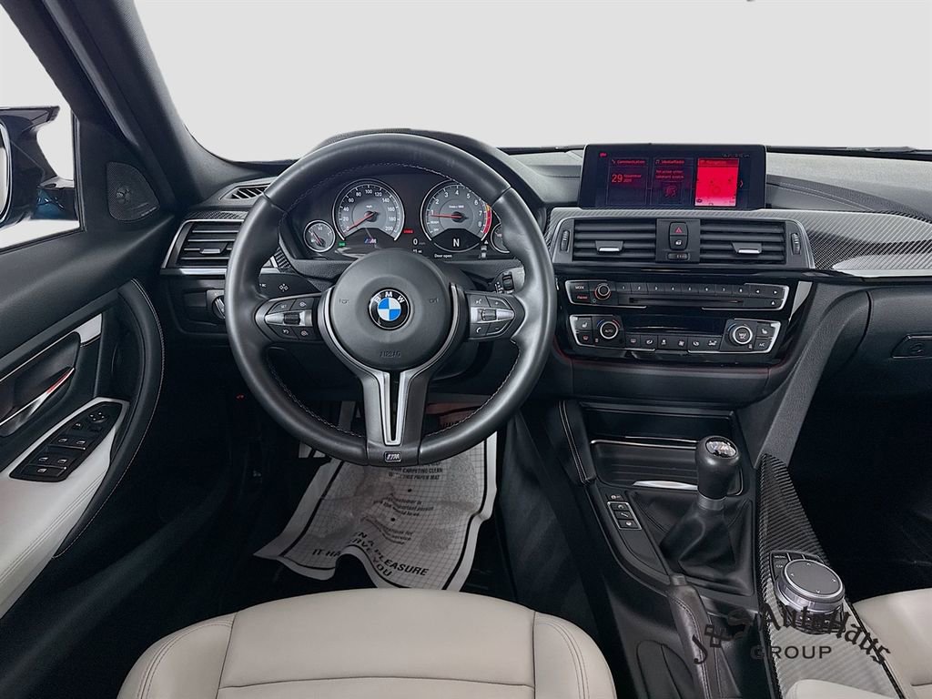 Used 2018 BMW M3 image 28
