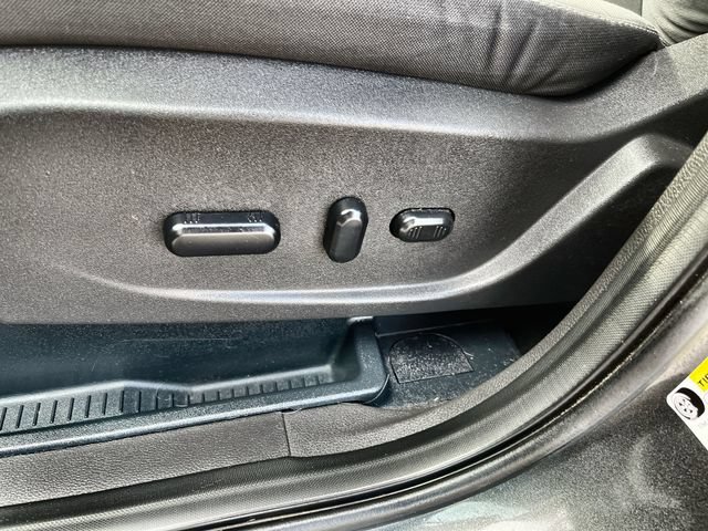 Used 2017 Ford Escape SE AWD/4WD image 15