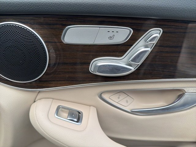 Used 2021 Mercedes-Benz GLC 300 4MATIC image 19