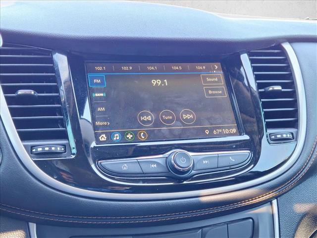 Used 2018 Chevrolet Trax LT w/ Sun & Sound Package image 12