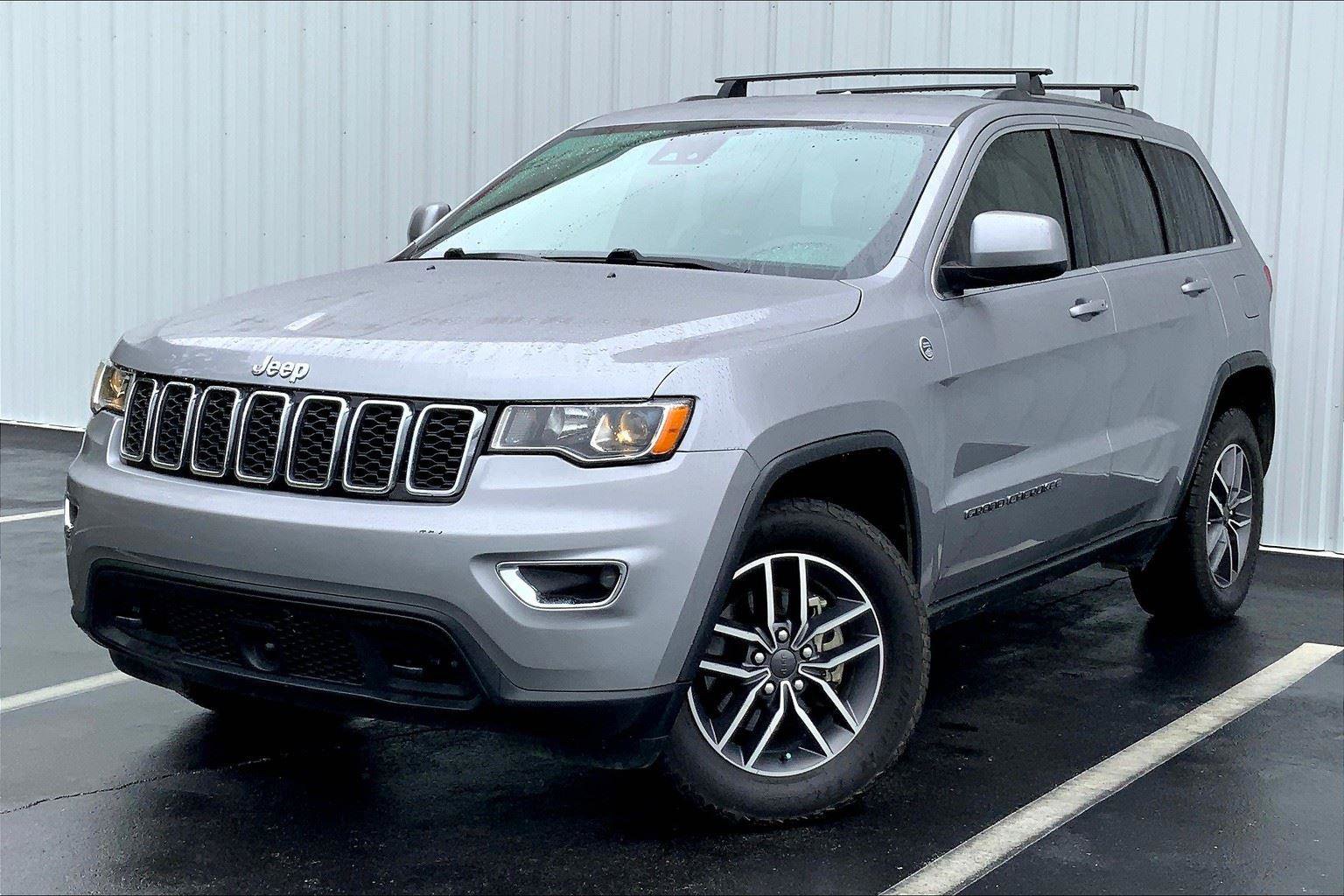 Used 2020 Jeep Grand Cherokee Laredo w/ Quick Order Package 2BN North image 1