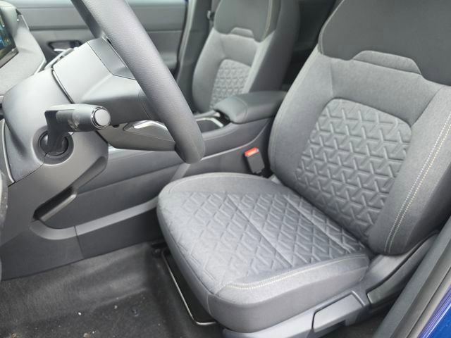 New 2026 Nissan Kicks SV w/ SV Premium Package AWD/4WD image 23