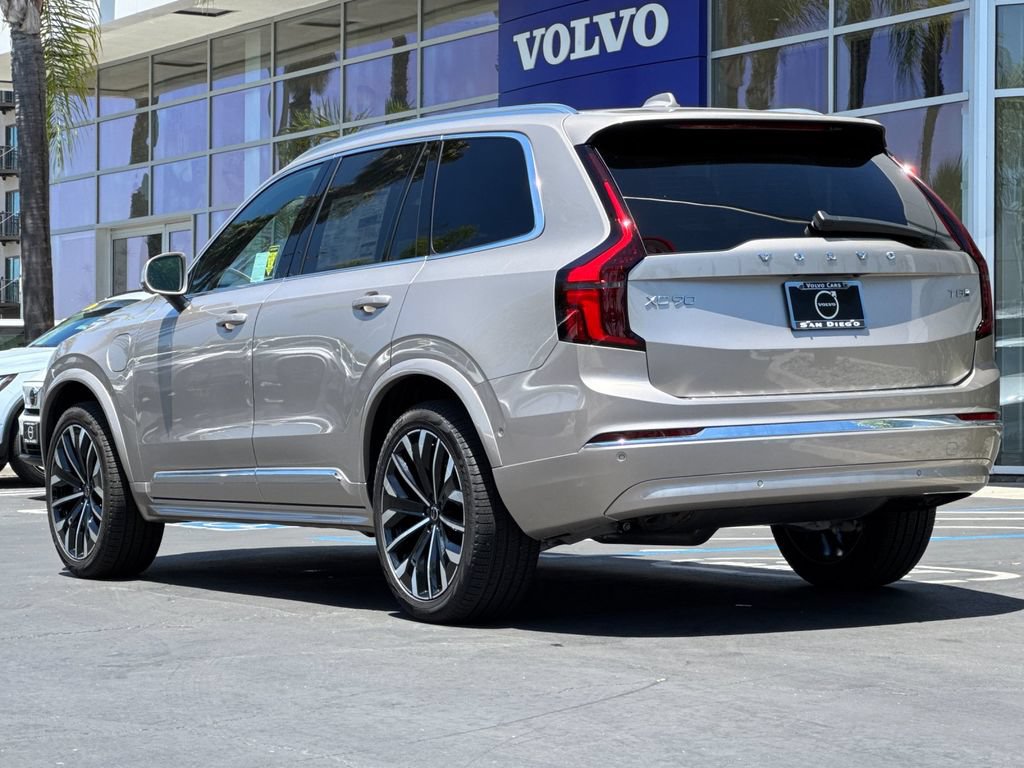 New 2026 Volvo XC90 T8 Plus AWD/4WD image 3