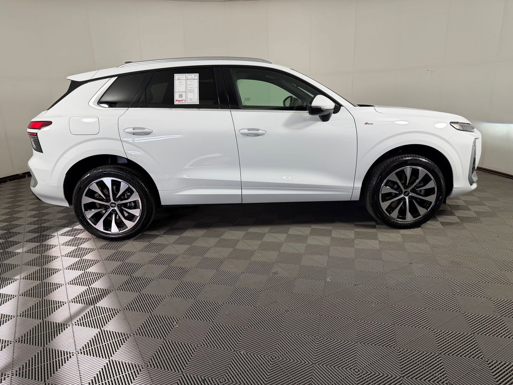 New 2026 Audi Q3 quattro 2.0T image 8