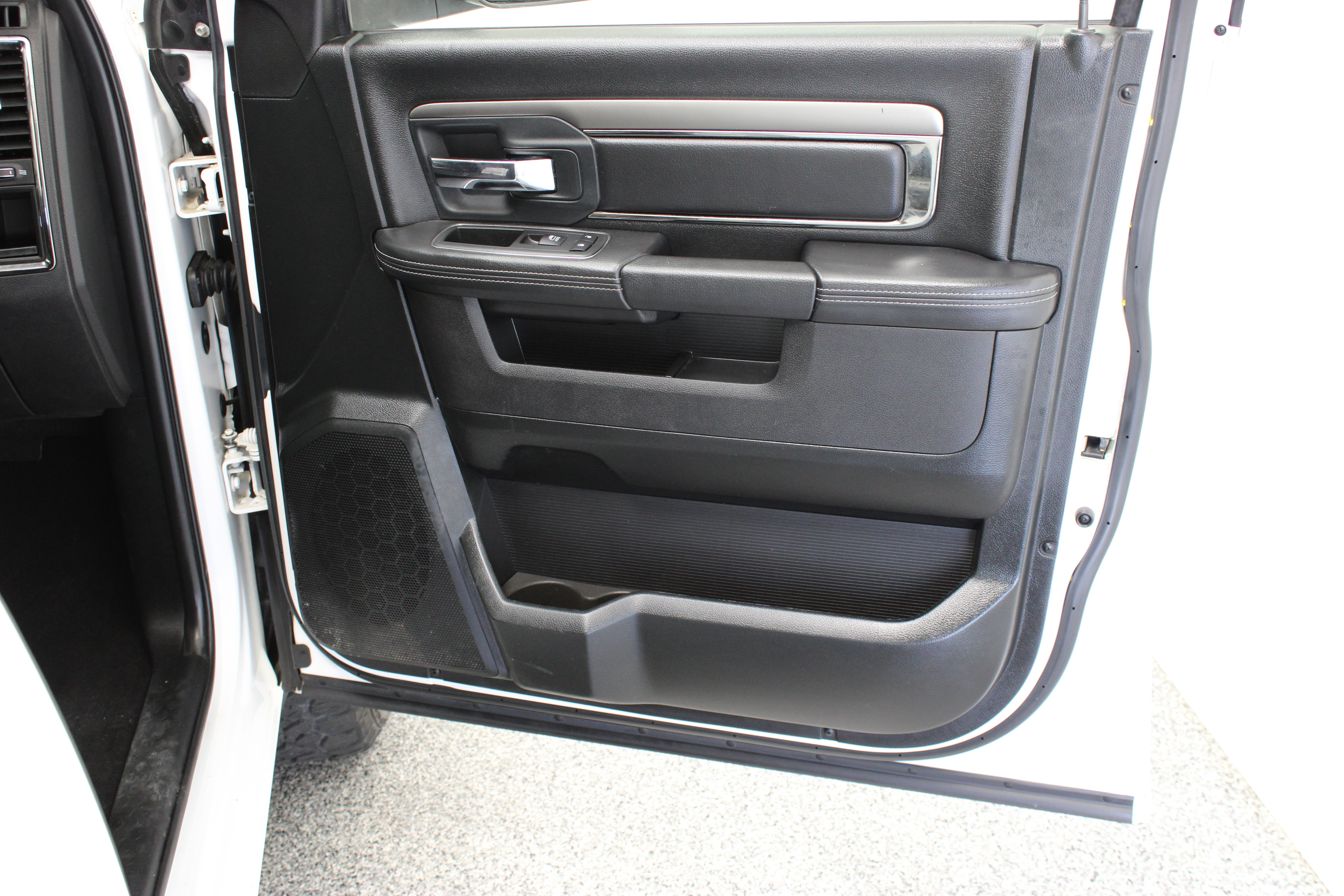 Used 2018 RAM 1500 Sport AWD/4WD image 37