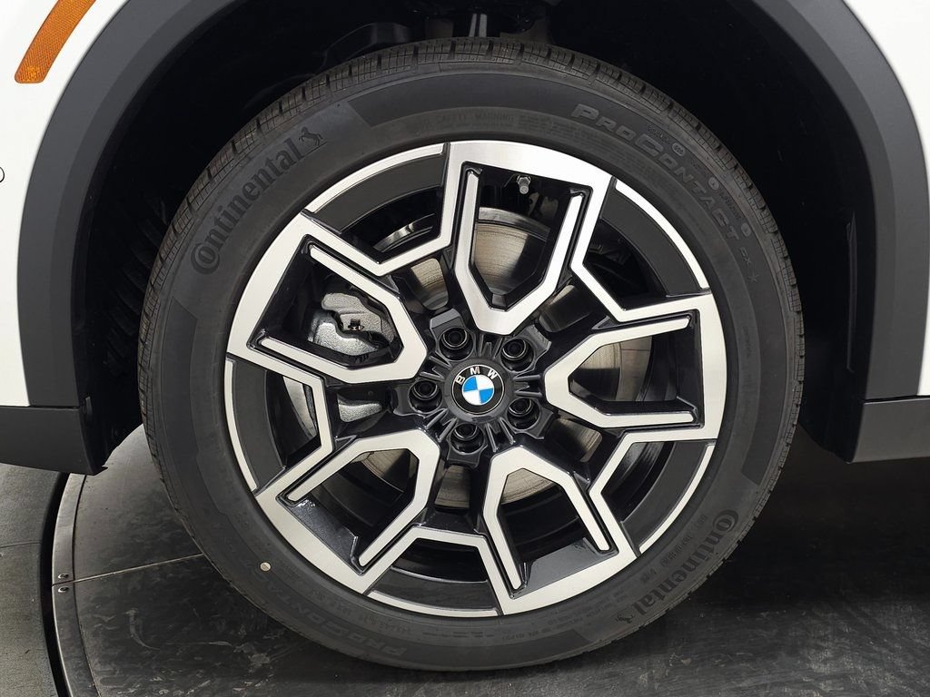 New 2026 BMW X2 xDrive28i w/ Convenience Package AWD/4WD image 8