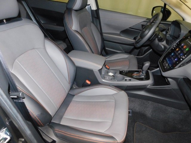 Used 2025 Subaru Crosstrek 2.5i Limited w/ Popular Package #3A image 19
