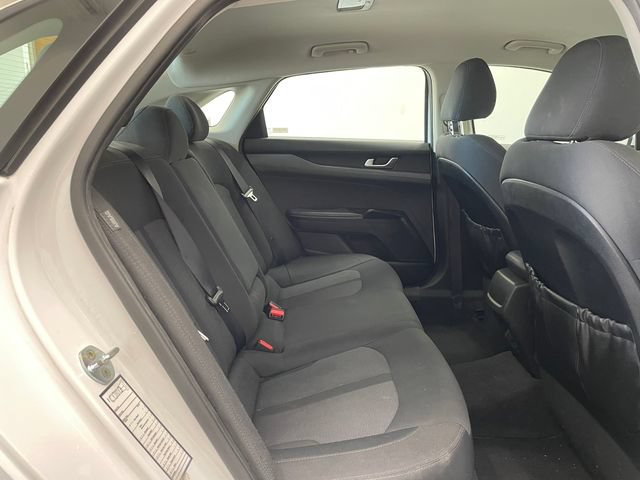 Used 2022 Kia K5 LXS FWD image 19