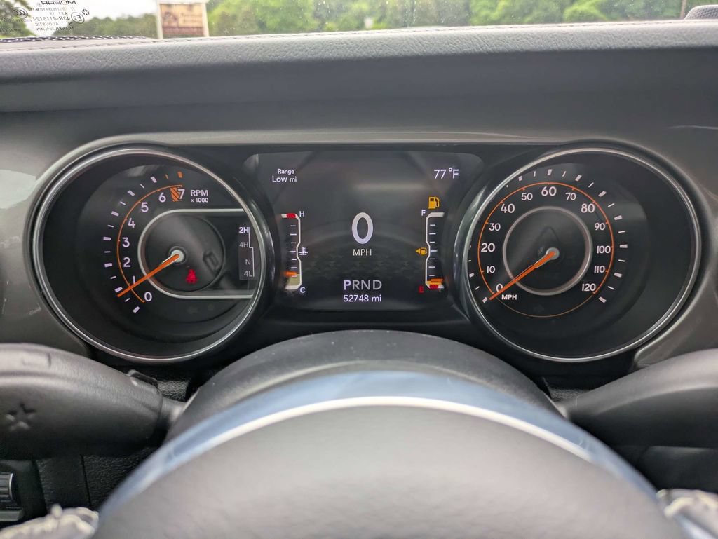 Used 2020 Jeep Wrangler Unlimited Sahara AWD/4WD image 26