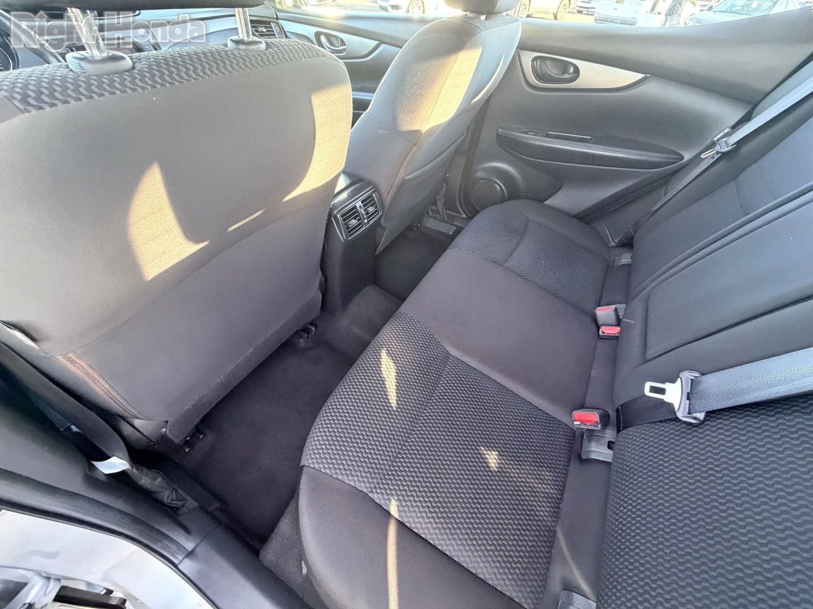 Used 2020 Nissan Rogue Sport S w/ Appearance Package FWD image 13