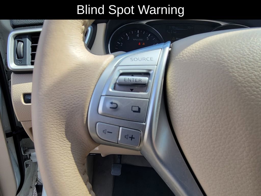 Used 2015 Nissan Rogue SL w/ SL Premium Package image 22