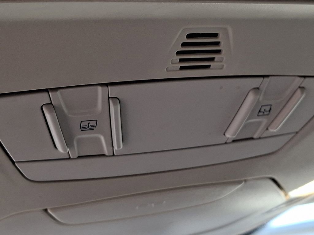 Used 2015 Ford Escape SE image 26