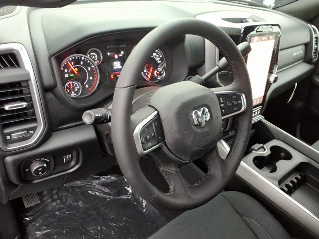 New 2026 RAM 2500 Big Horn AWD/4WD image 6
